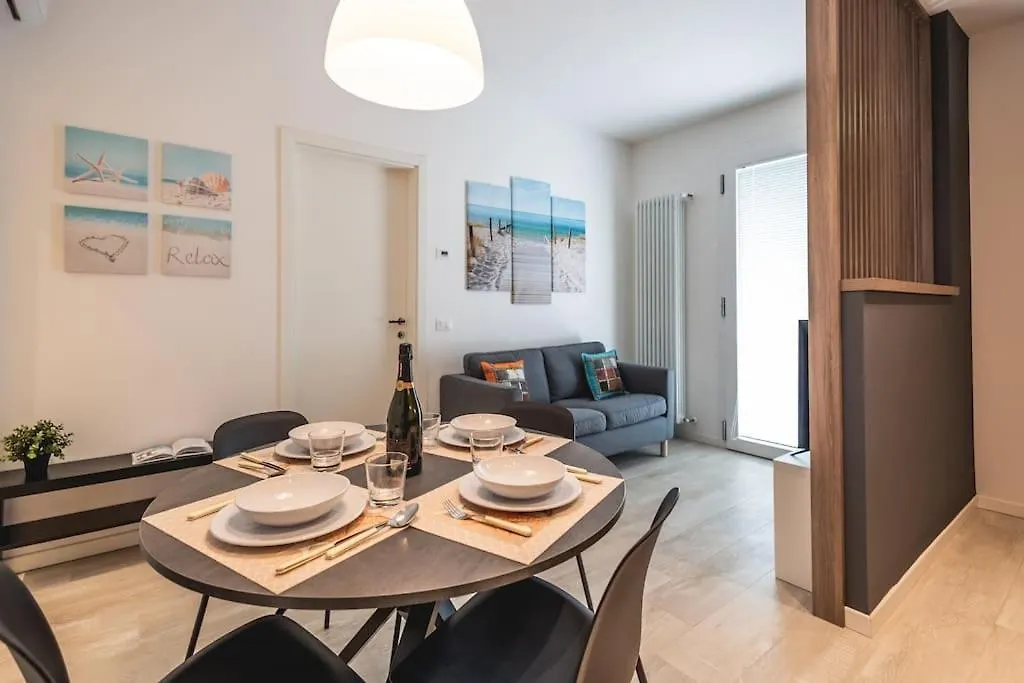 ריצ'יונה Nuovo E Confortevole Appartamento Con Parcheggio 0*,